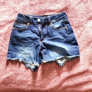 Born primitive Jean shorts